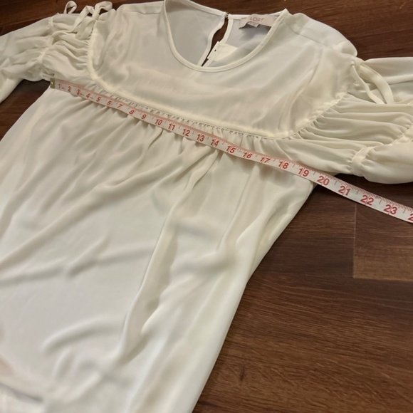 LOFT Puffed Long Sleeve Blouse size Medium - Picture 5 of 7
